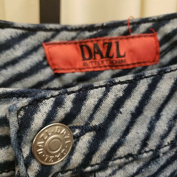 DAZL BUTT Size 13 Lift Denim Distressed Skinny Jeans Striped - Picture 3 of 9